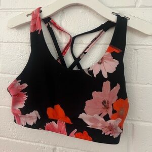 Medium Old Navy sports bra-size medium